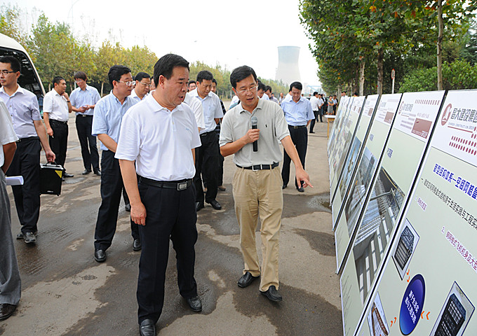 徐鵬強董事長陪同劉曙光市長調研集團產業(yè)園